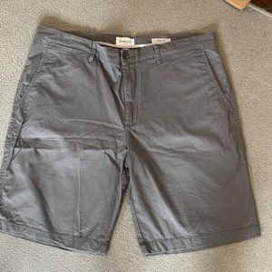 Goodfellow & Co Dark Gray Slash Pocket Linden Flat Front Bermuda Shorts